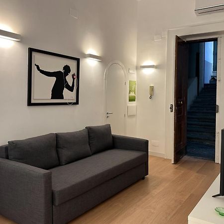 Tom Apartments เนเปิลส์ ภายนอก รูปภาพ