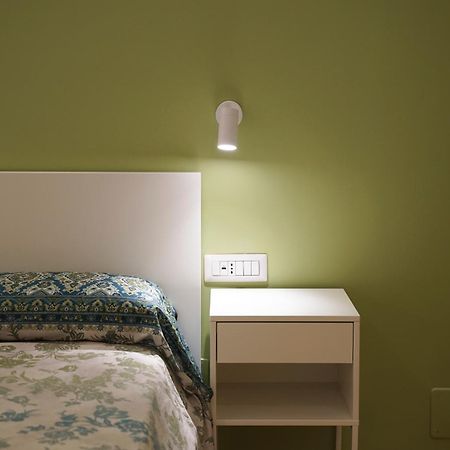Tom Apartments เนเปิลส์ ภายนอก รูปภาพ