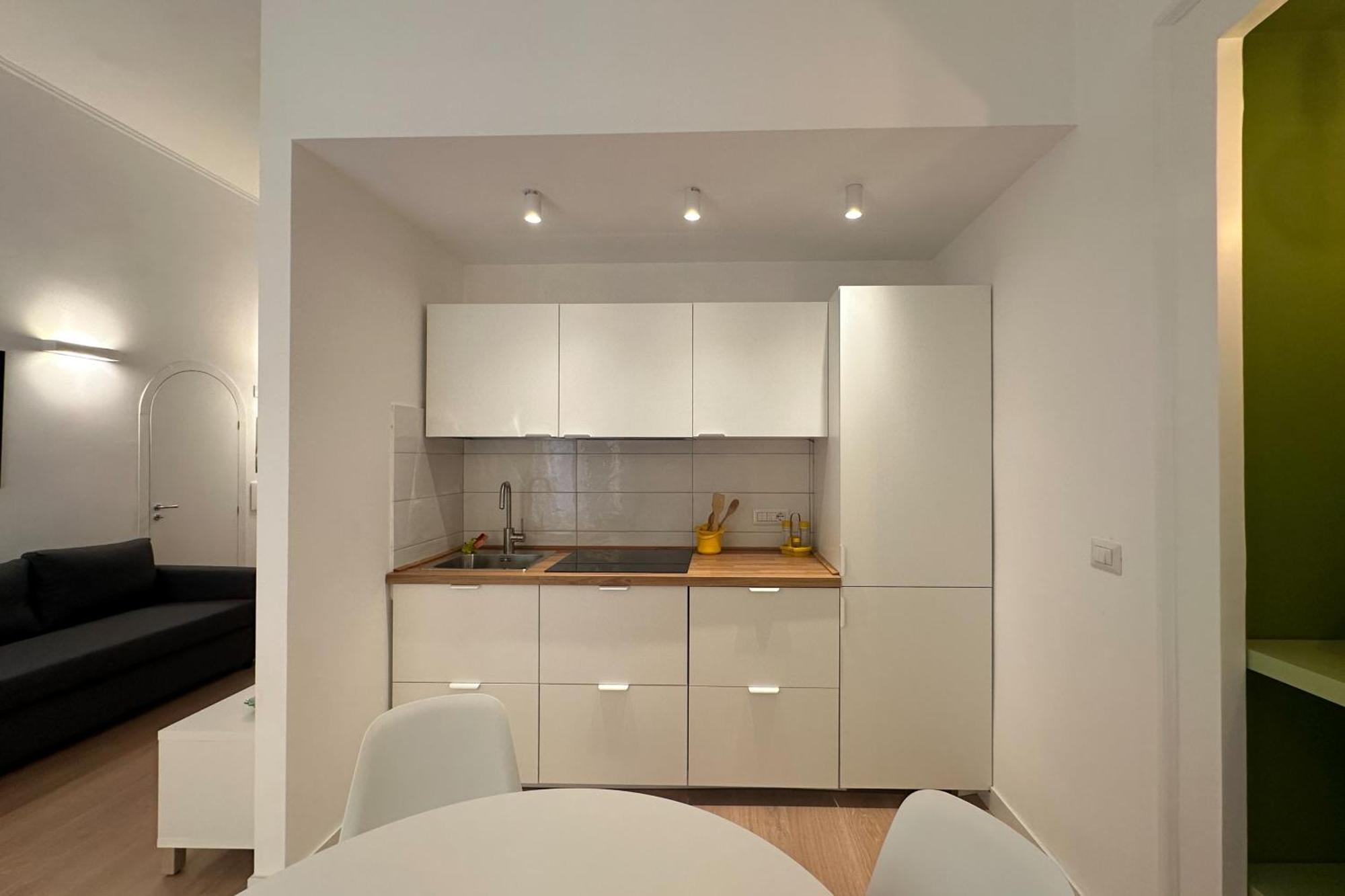 Tom Apartments เนเปิลส์ ภายนอก รูปภาพ